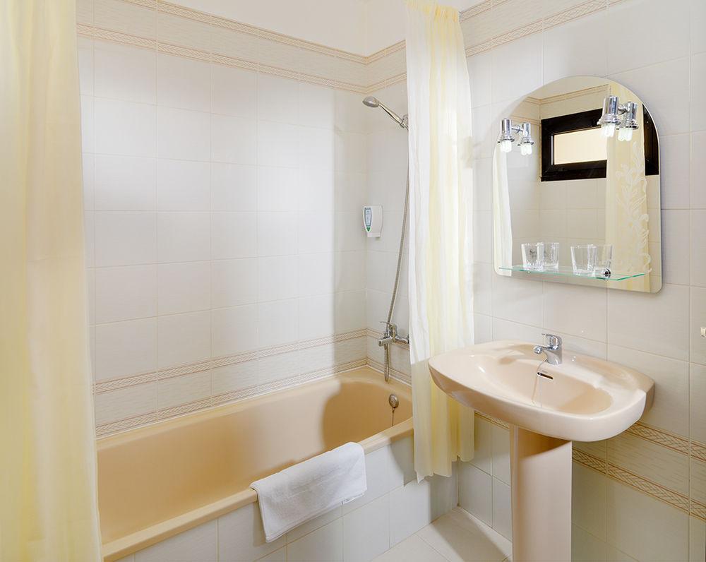 Paradise Court Aparthotel Адехе Экстерьер фото